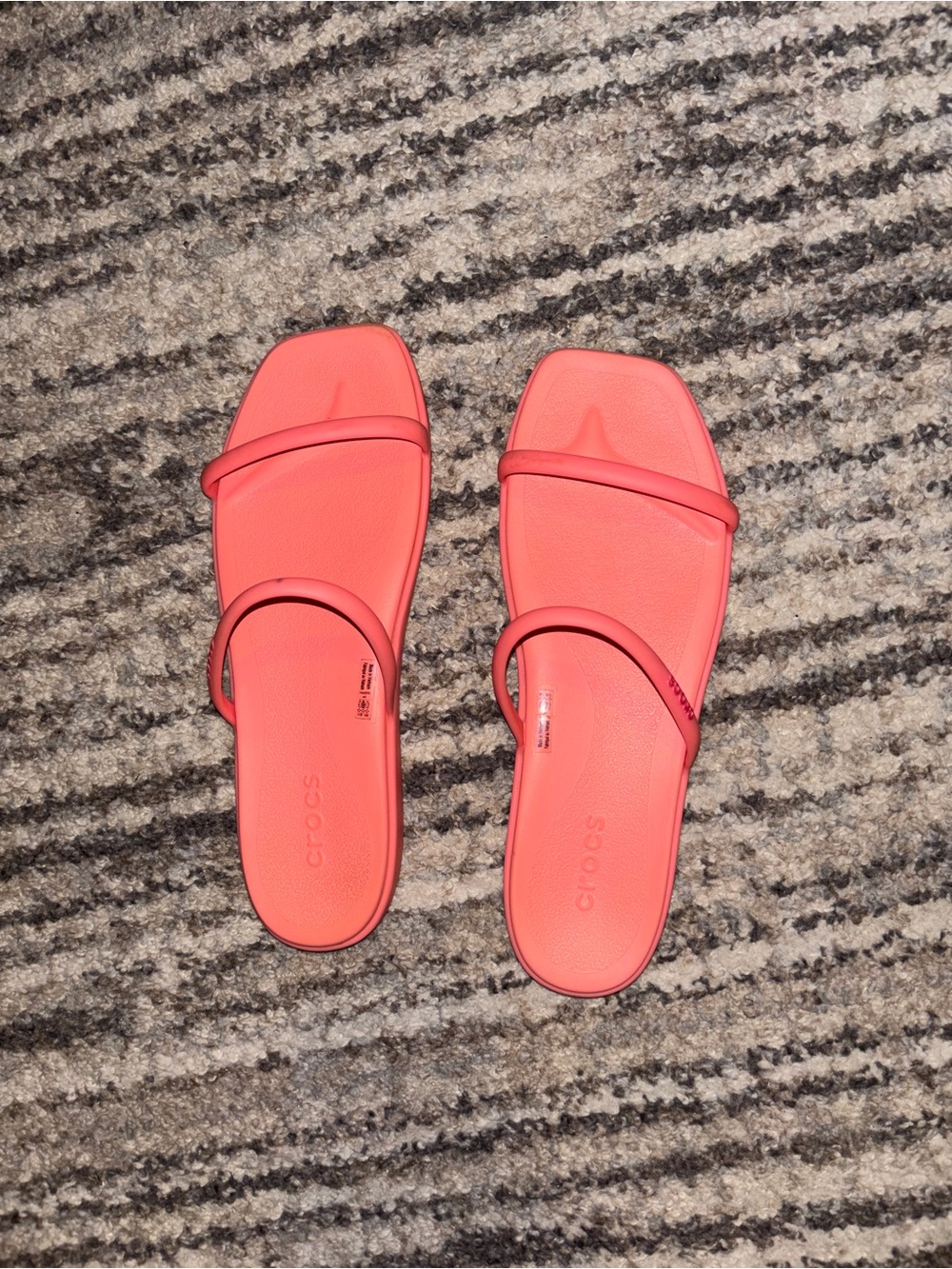 CROCS Women's Coral/Peach Miami Sandals